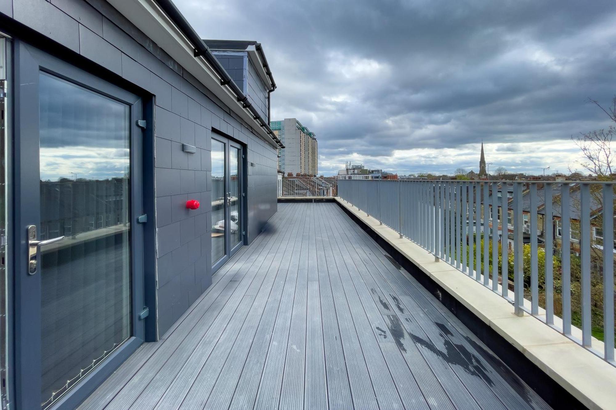 Homely- North London Penthouse *